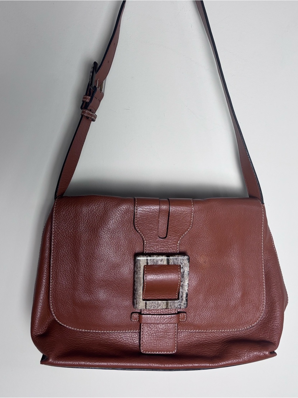 Adrienne Vittadini Genuine Leather Tan Shoulder Bag Oversized Buckle